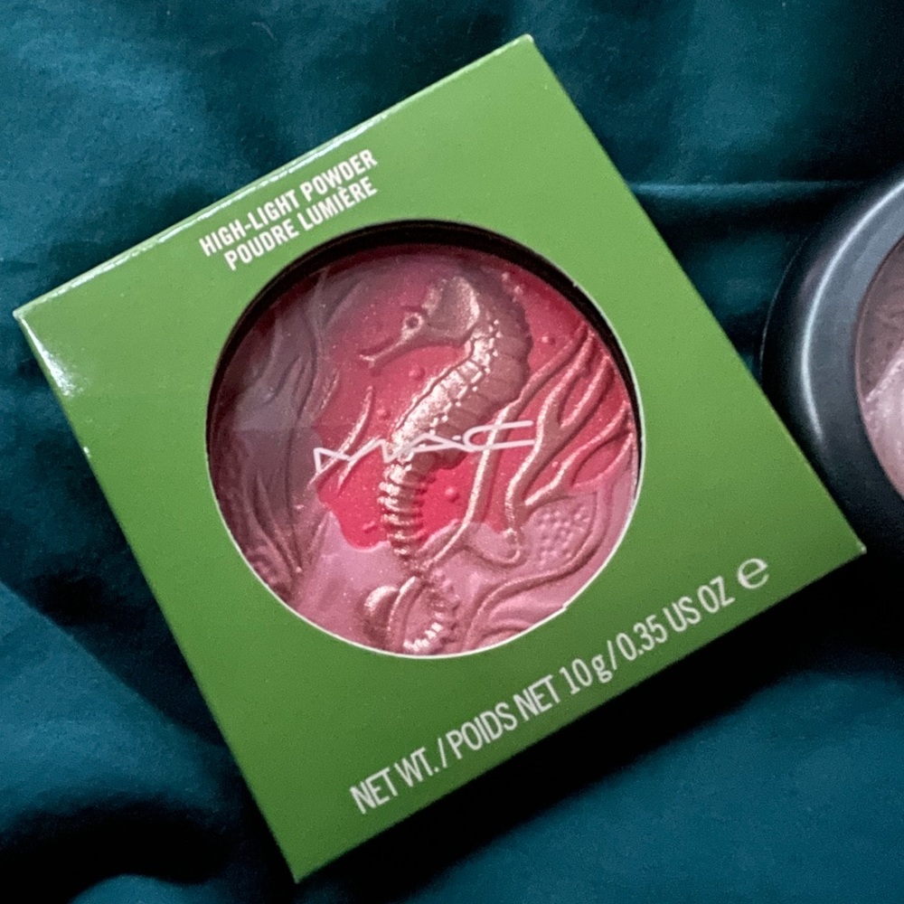 Mac seahorse highlighter Marine Life and Mac Superb